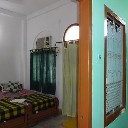Sandhya Guest House Varanasi Exterior photo